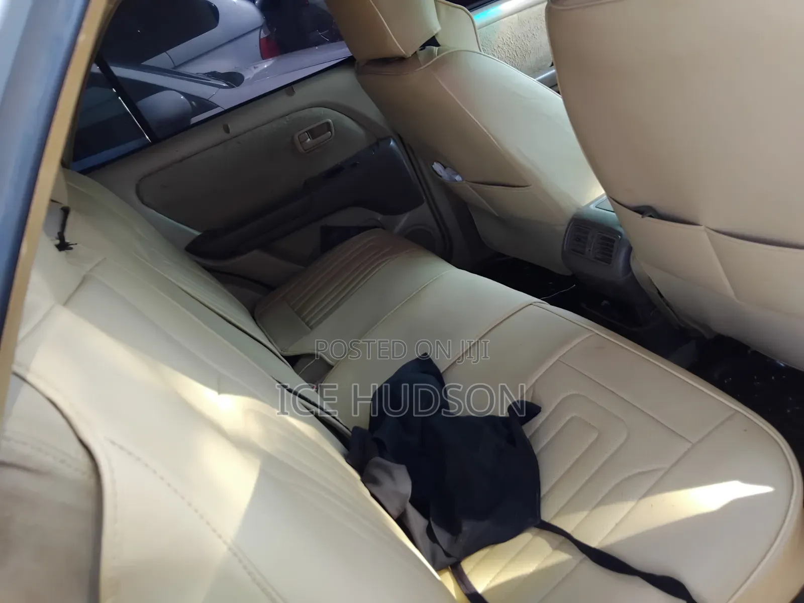 Toyota Harrier 2000 Silver
