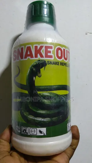 Super Heavy Duty Snake Repellent for Repelling Snakes in Homes Farms