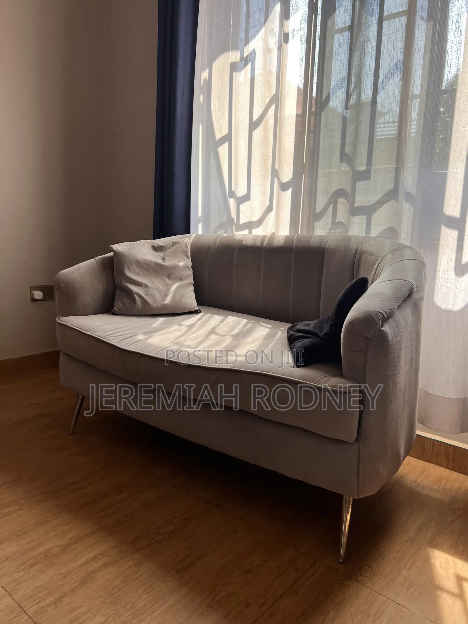 Clean Furniture
