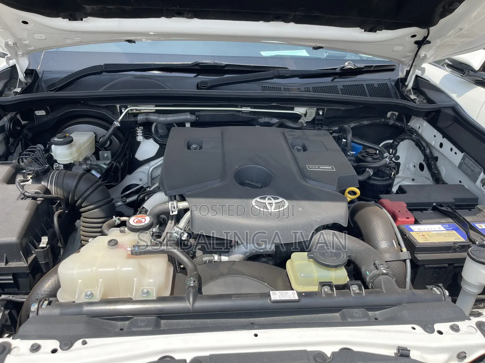 Toyota Hilux 2018 White
