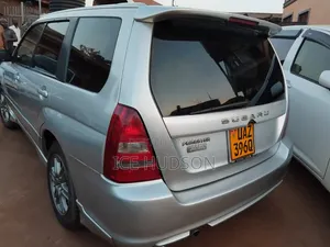 Subaru Forester 2004 Silver