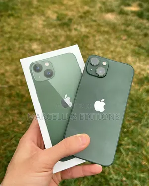 Apple iPhone 13 128 GB Green