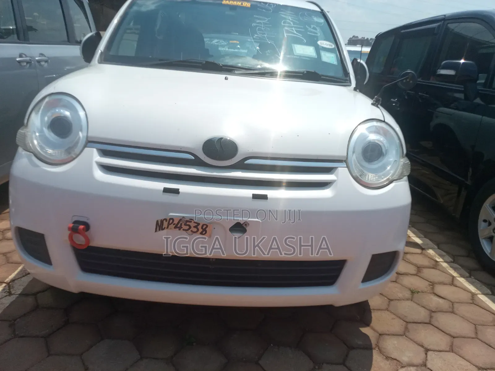 Toyota Sienta 2013 White