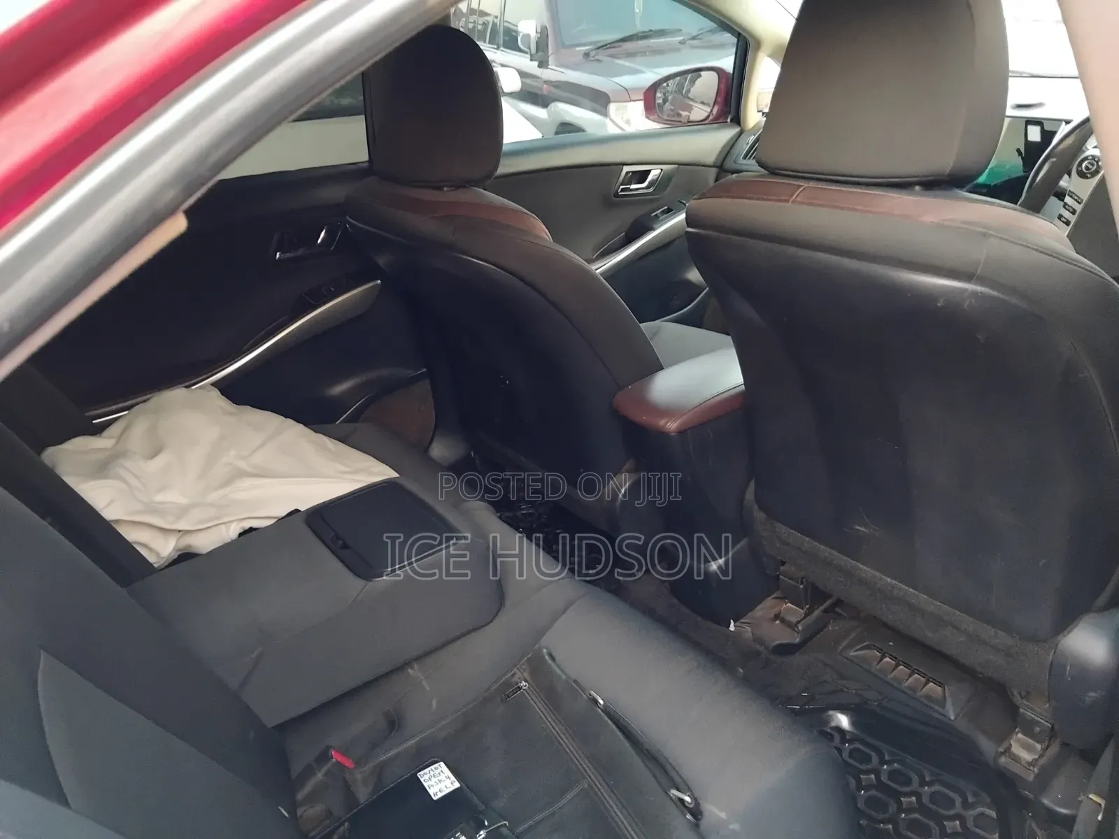 Toyota Sai 2.4 Hybrid FWD 2016 Red
