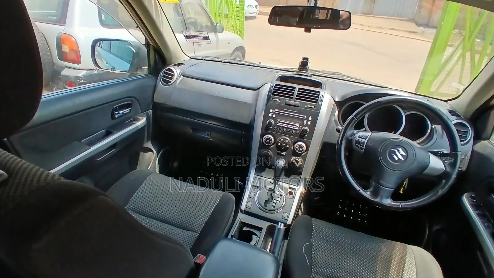 Suzuki Escudo 2008 Silver