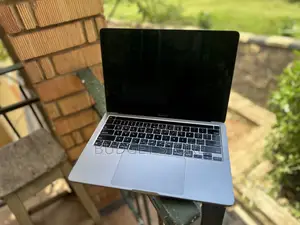 Laptop Apple MacBook Pro 2020 M1 8GB Apple M1 SSD 256GB