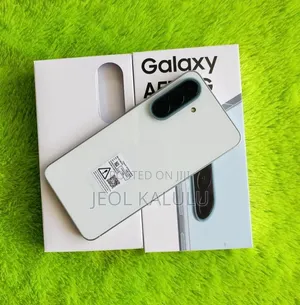 New Samsung Galaxy A57 256 GB Green