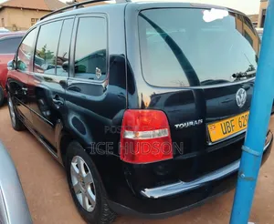 Volkswagen Touran 2008 Black