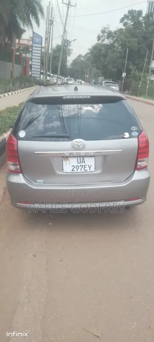 Toyota Wish 2009 Silver
