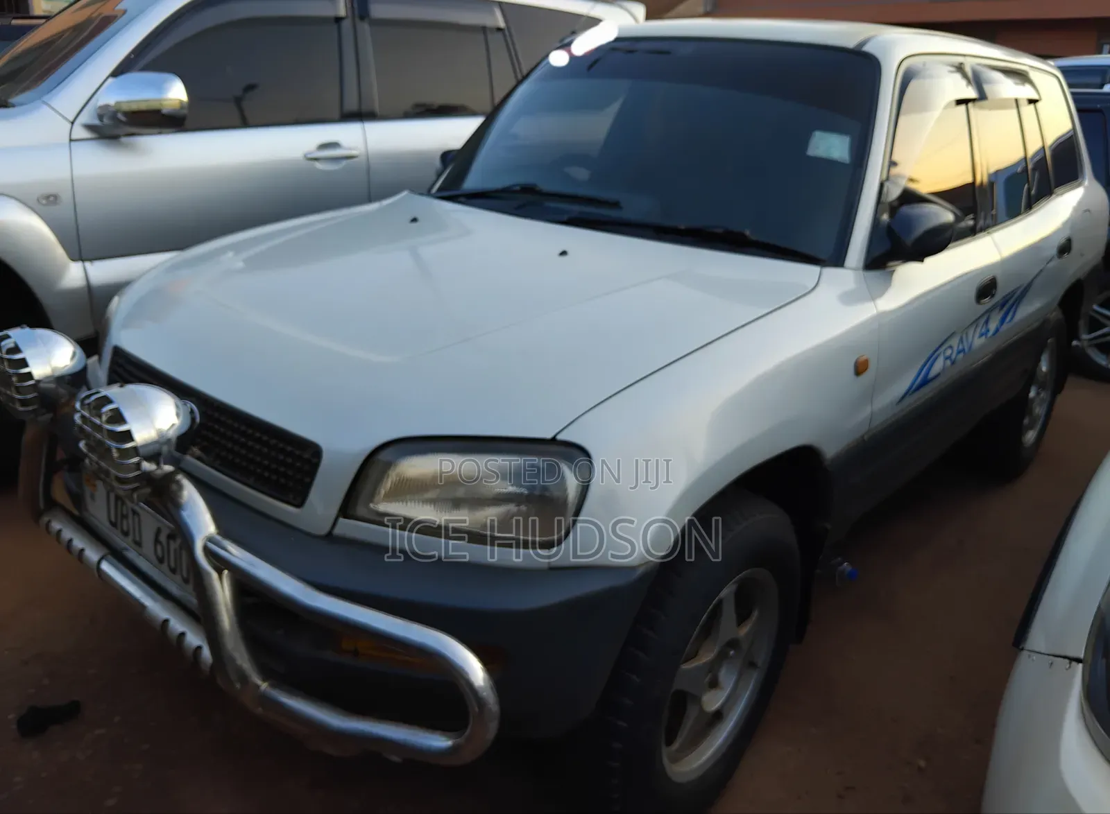 Toyota RAV4 Automatic 2000 Gray