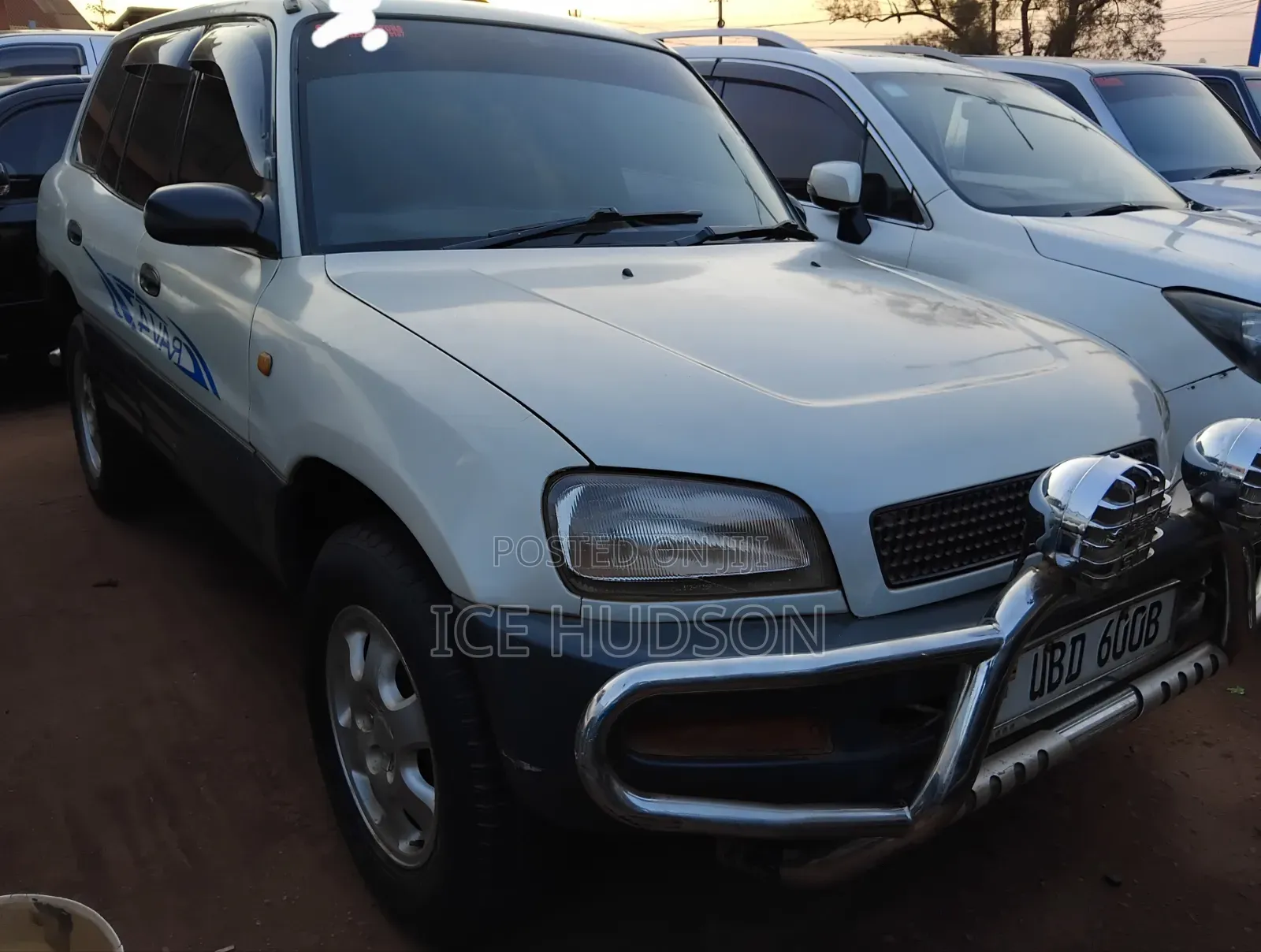 Toyota RAV4 Automatic 2000 Gray