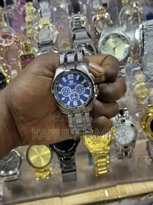 Unisex Watch in Delly Silver OG Chain 5cm Wide & 6cm Length