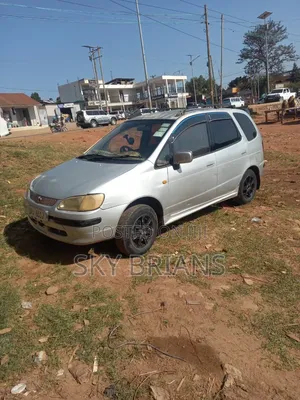 Toyota Corolla Spacio 2005 Silver