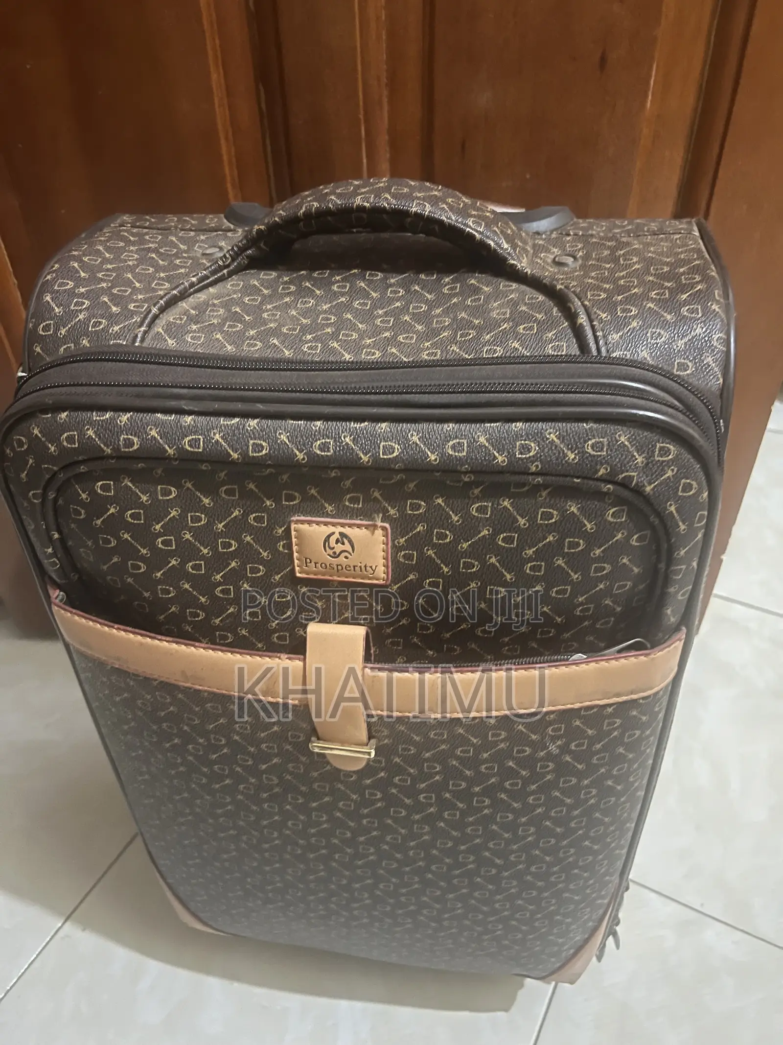 Simple Mission Suitcase