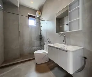 1bdrm Apartment in Muyenga, Central Division for rent