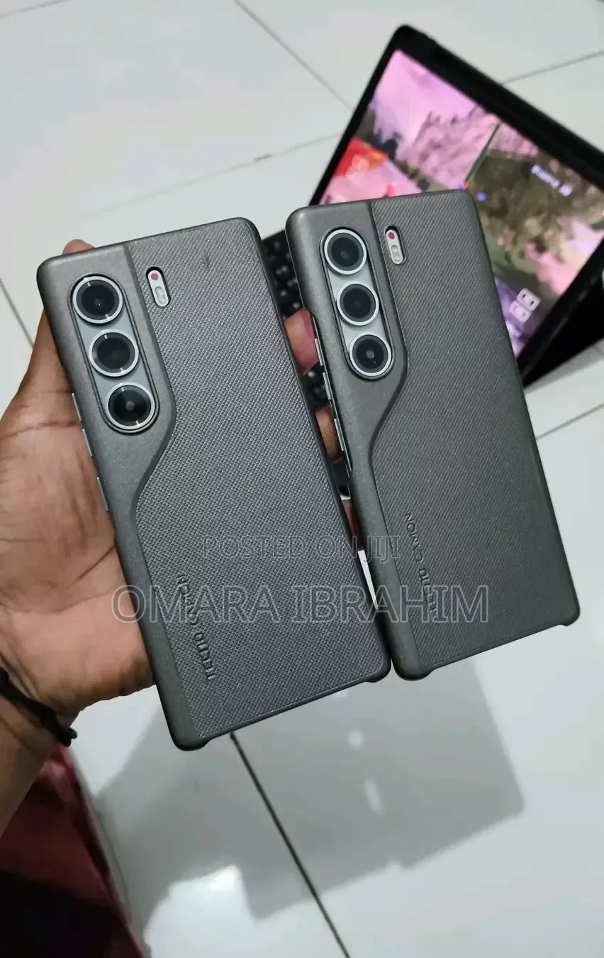 New Tecno Camon 40 Pro 5G 256 GB Gray