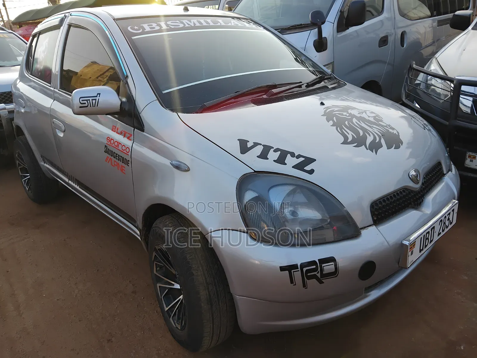 Toyota Vitz 2003 Silver