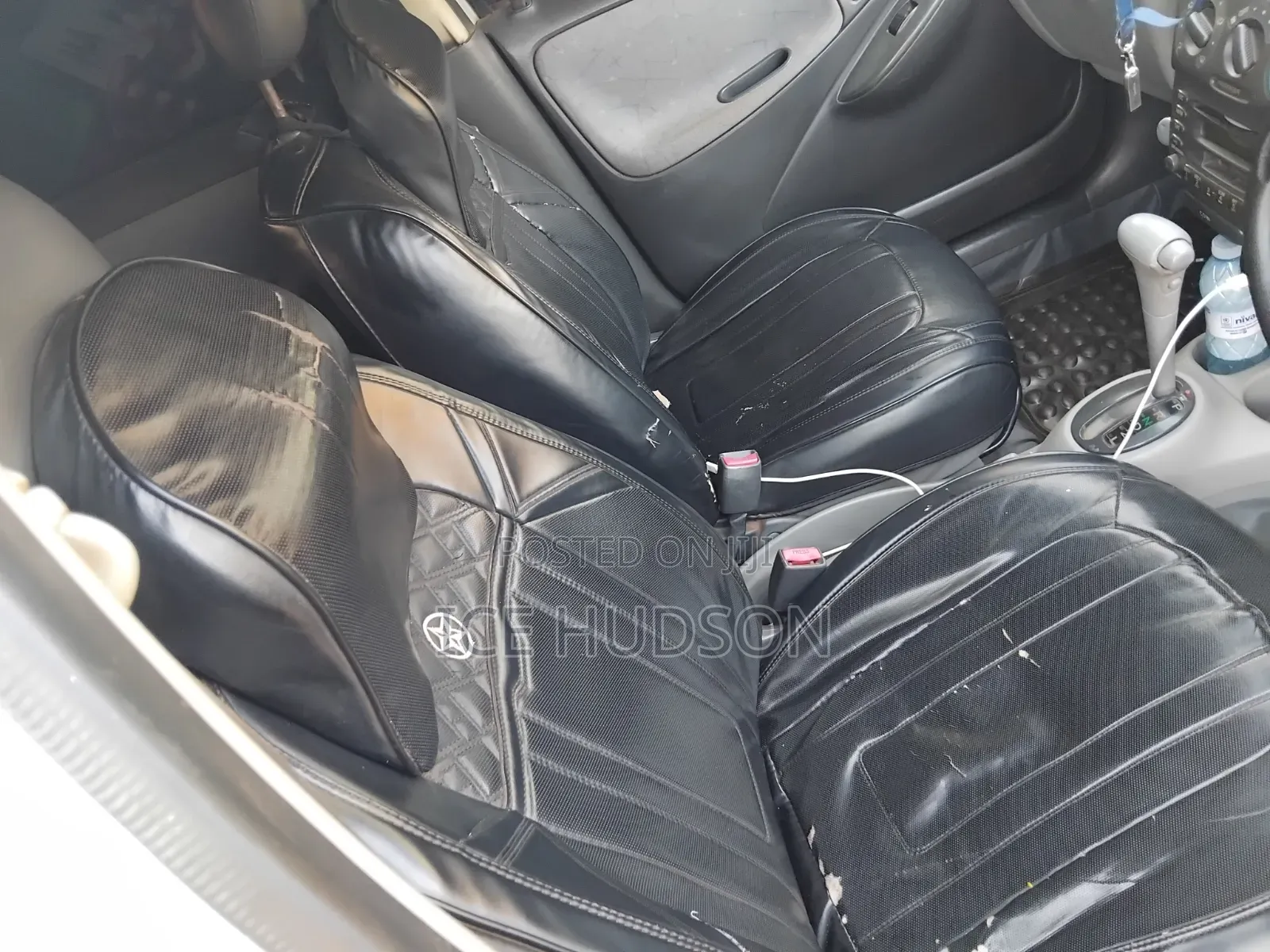 Toyota Vitz 2003 Silver