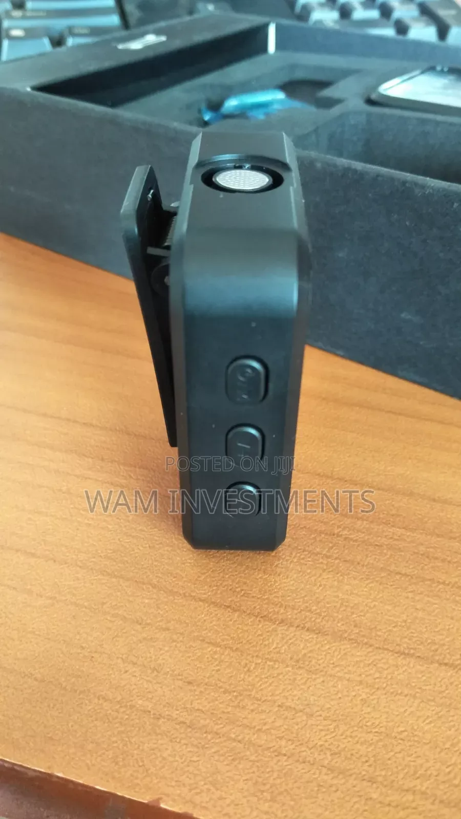 F11-2 Wireless Microphone