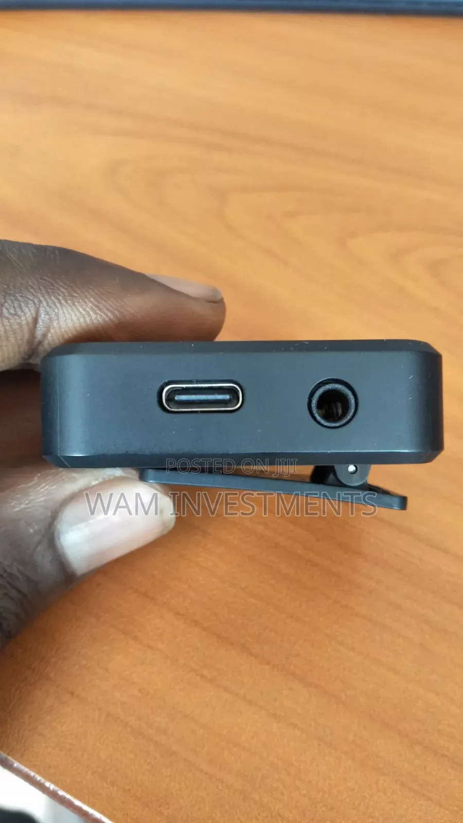F11-2 Wireless Microphone
