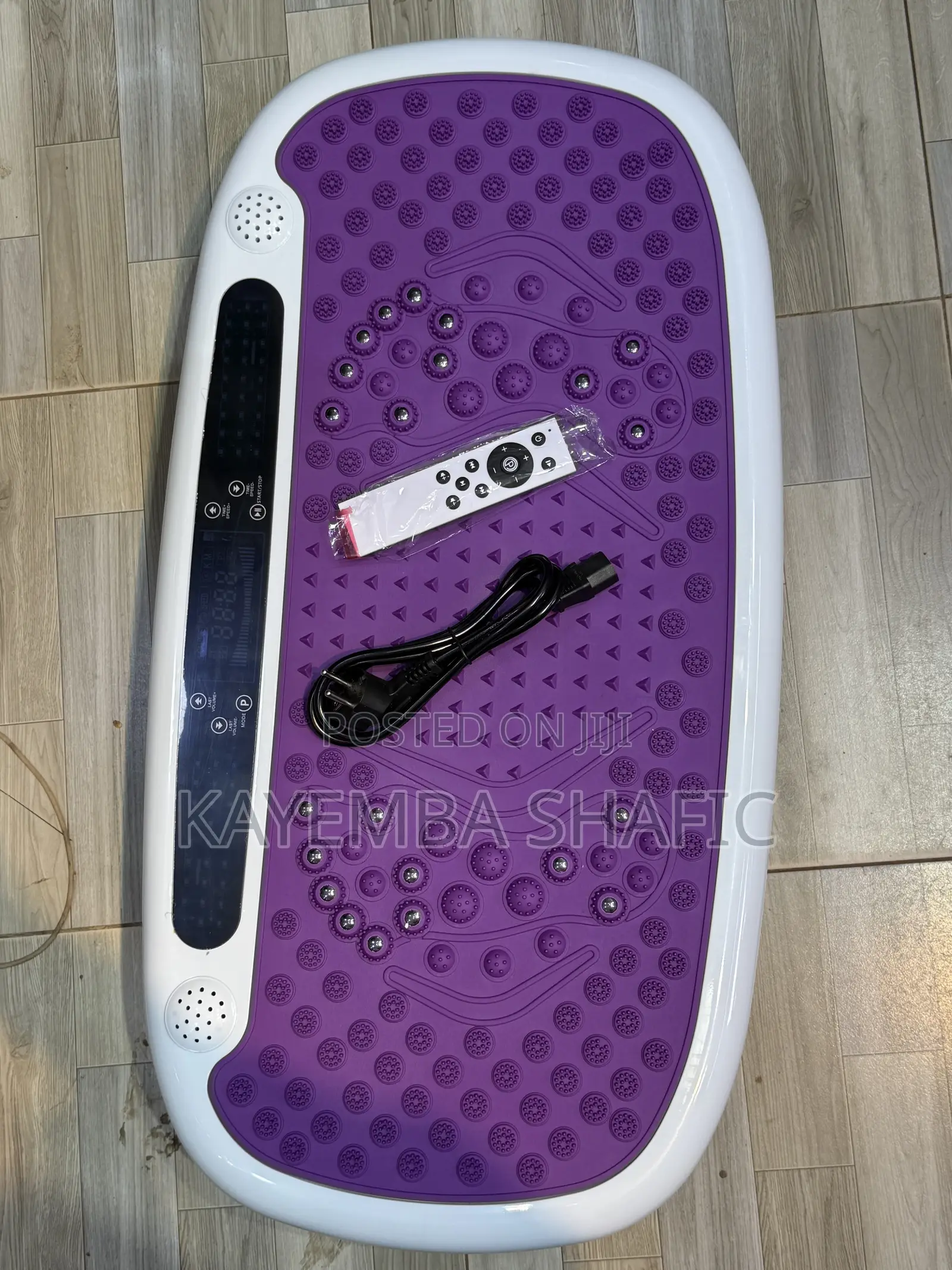 Yasomi 3D Whole Body Vibration Platform Machine Fitness Plate