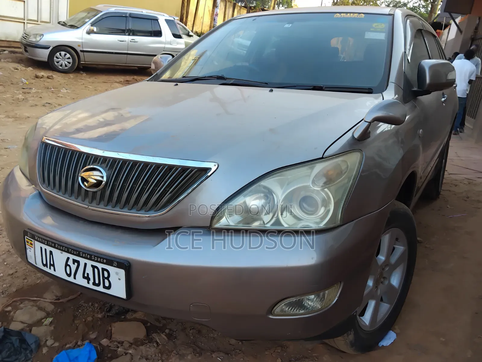 Toyota Harrier 2008 Gray
