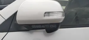 Toyota Vanguard 2013 White
