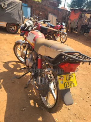 Hero Dawn 100 2021 Red
