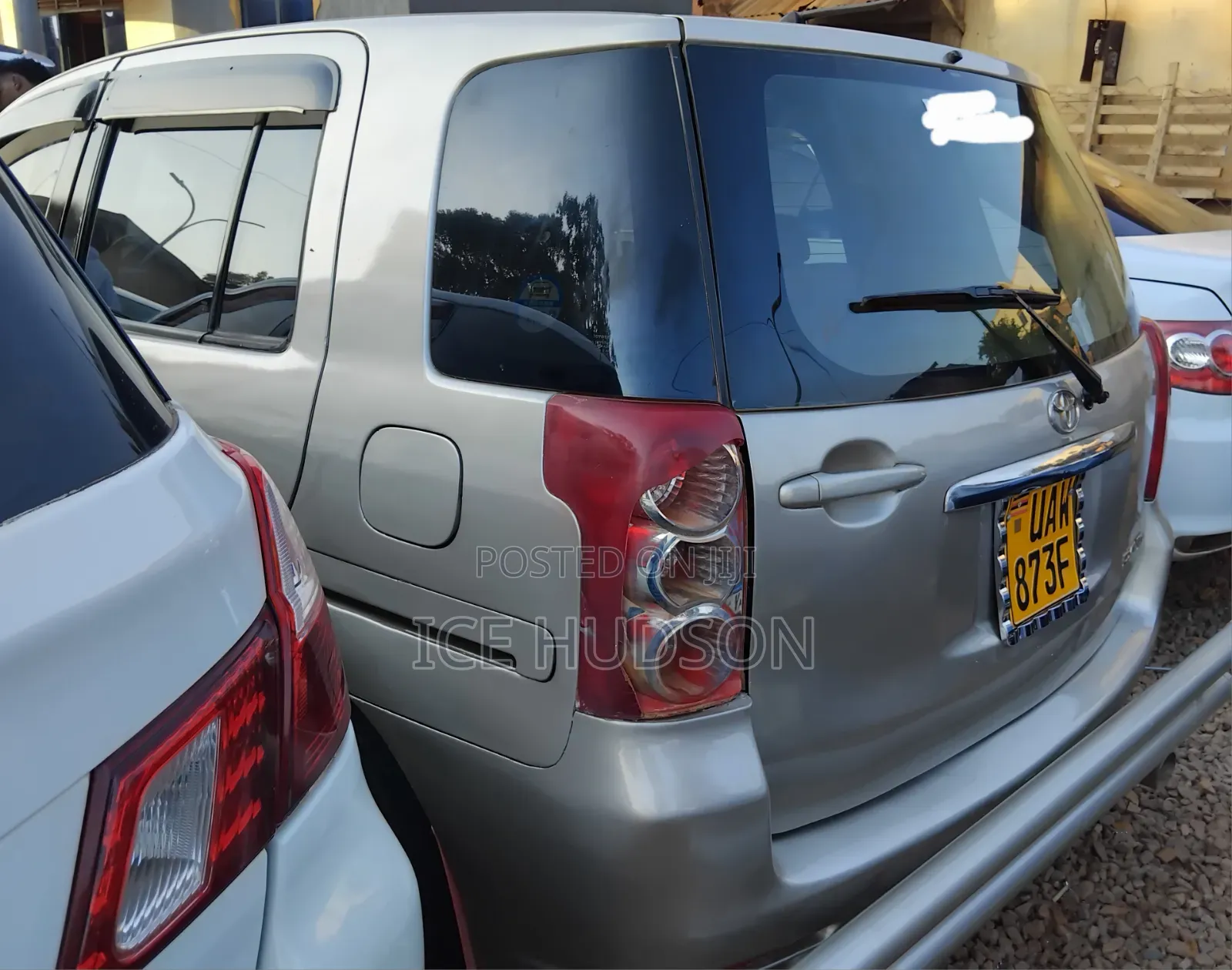Toyota Raum 2006 Gray
