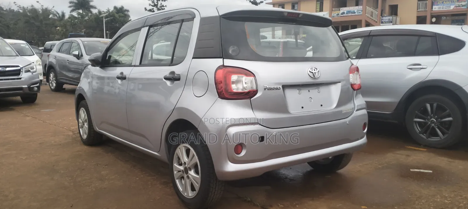 Toyota Passo 2018 Silver