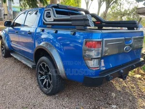 Ford Ranger 2010 Blue