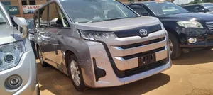 Toyota Noah 2020 Silver