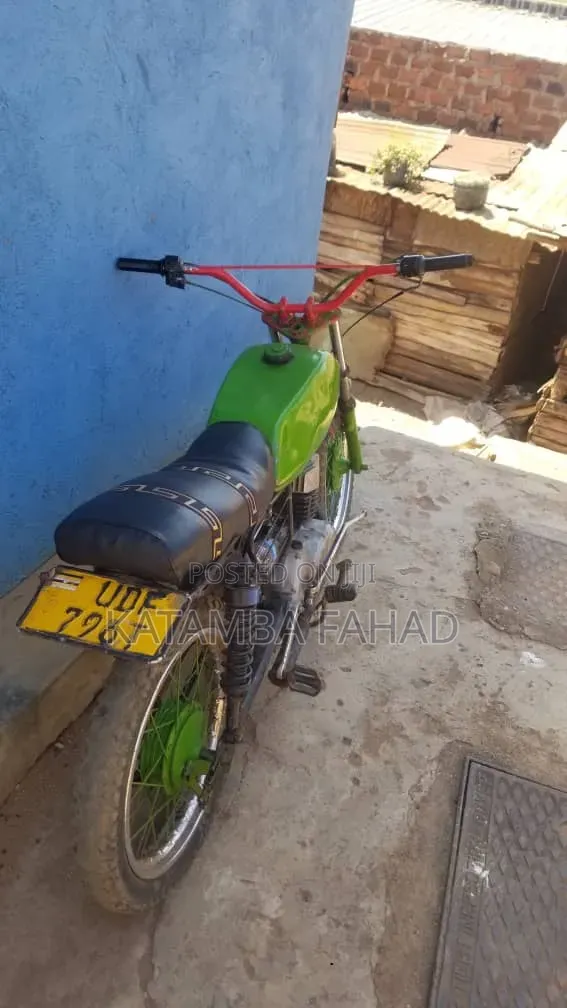 TVS XL 100 2008 Green