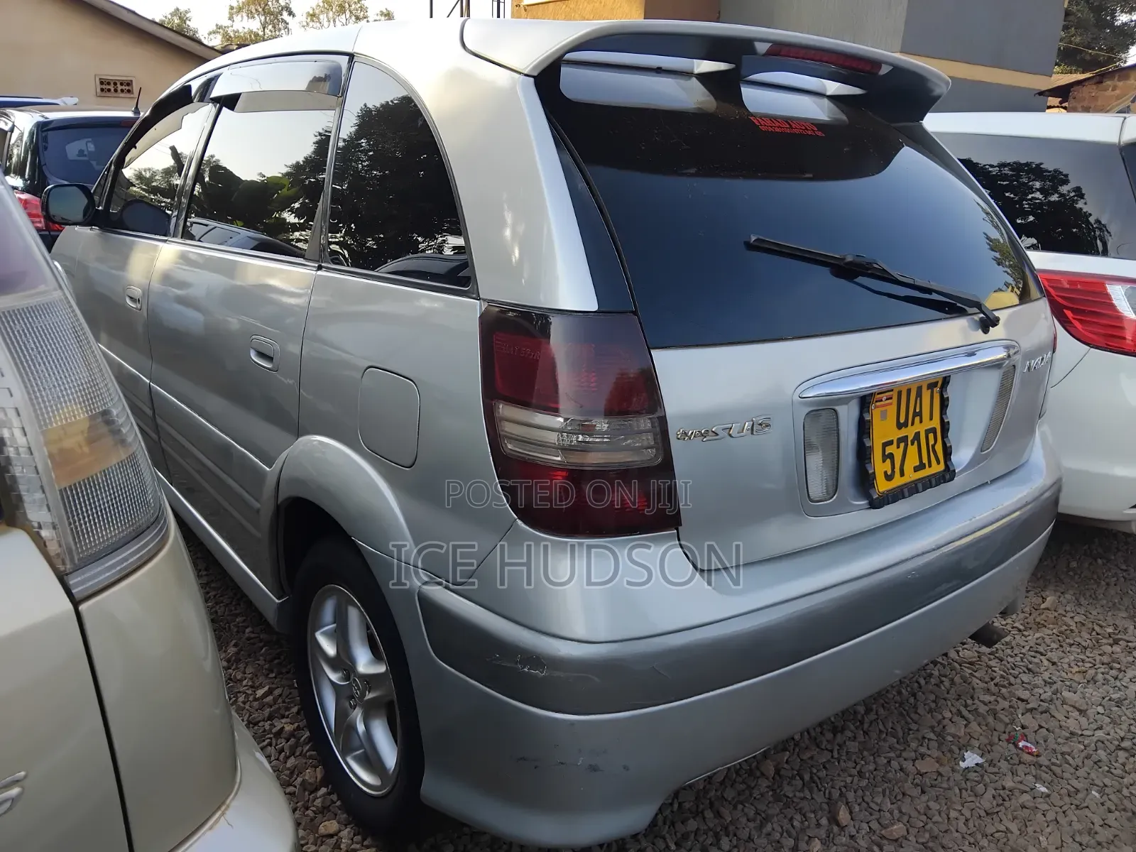 Toyota Nadia 2002 Gray