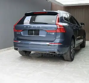 Volvo XC60 2018 Blue