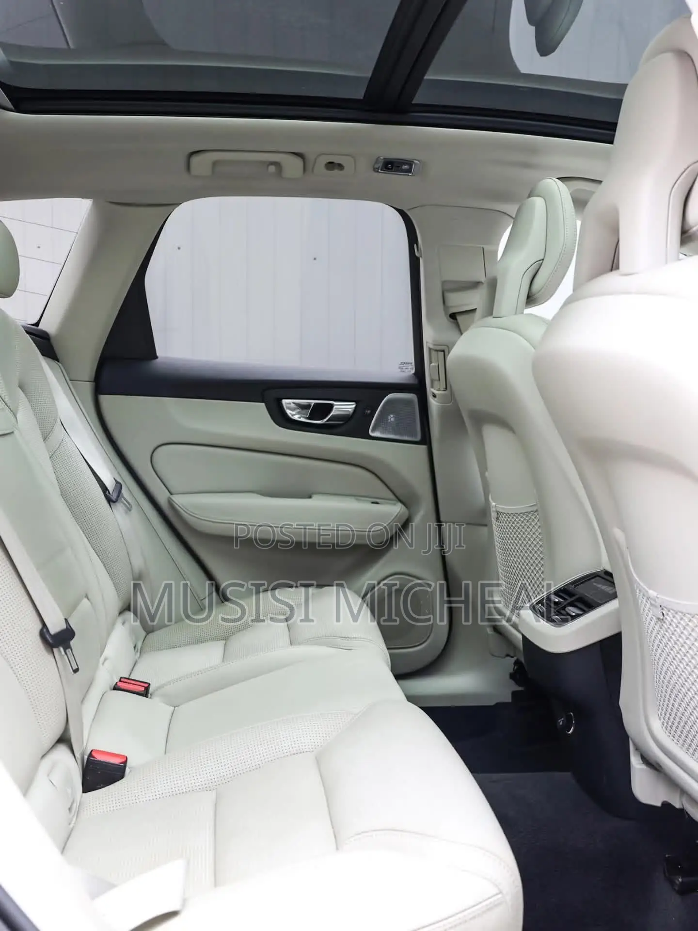 Volvo XC60 2018 Blue
