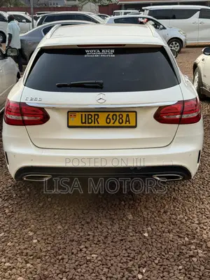 Mercedes-Benz C200 2015 White