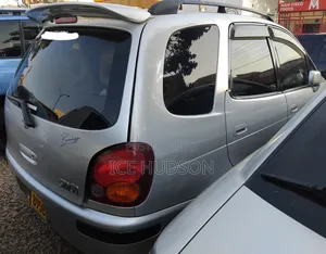 Toyota Corolla Spacio 2002 Silver