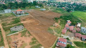 Prime Plots for Sale at Wamala~Ssisa Arkright Estate~Entebbe Road.