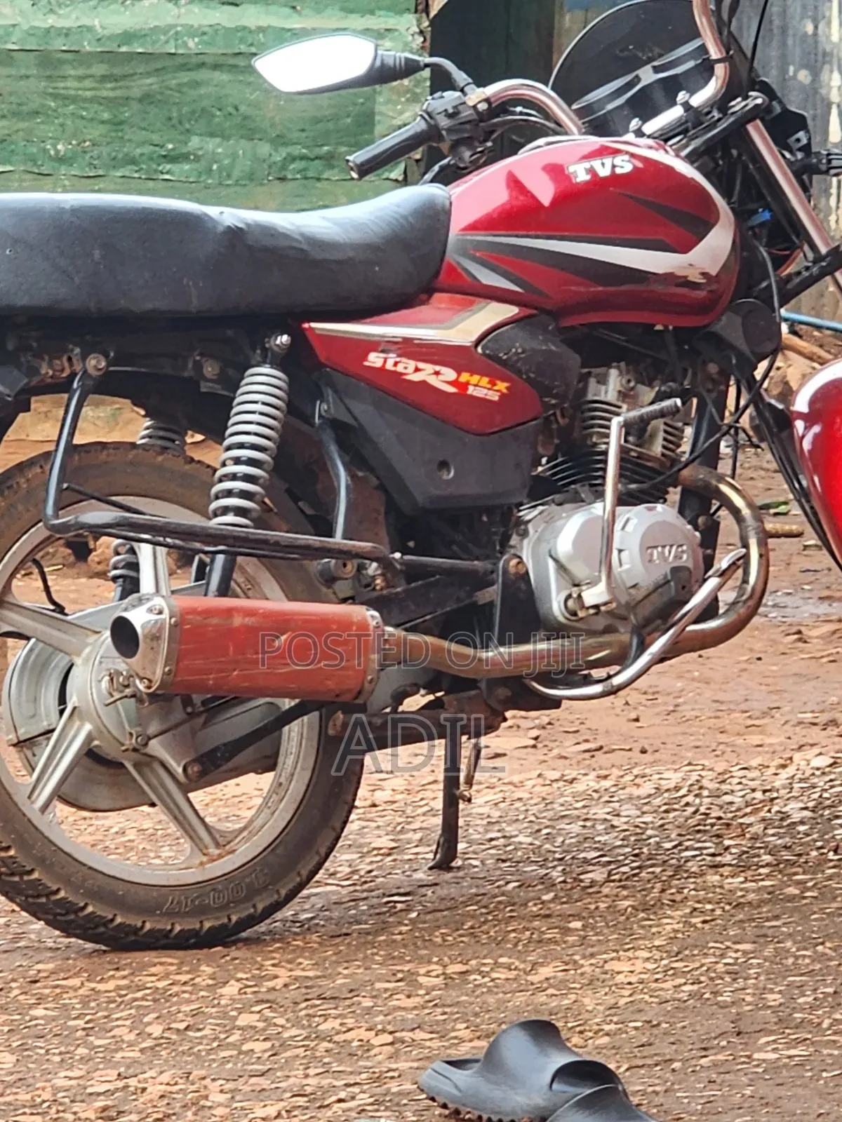 TVS HLX 125 2018 Red