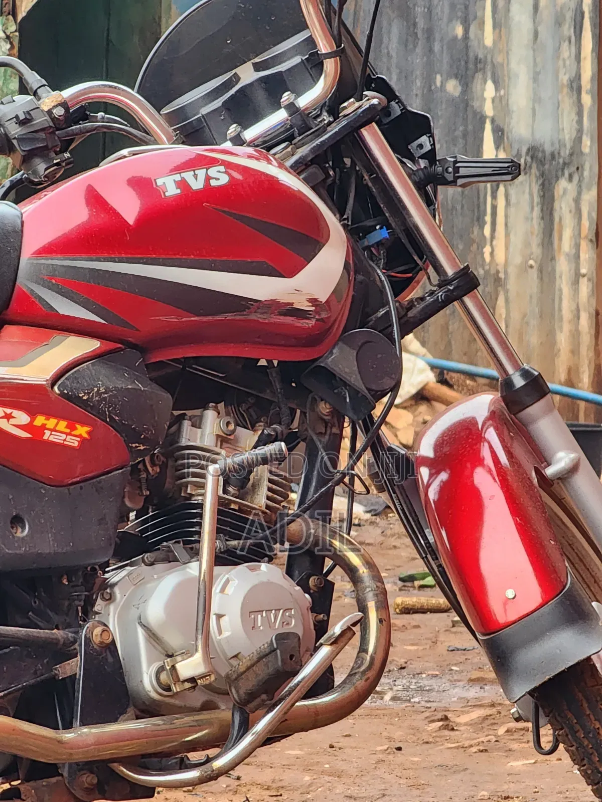 TVS HLX 125 2018 Red