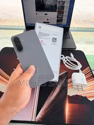 Samsung Galaxy A57 256 GB Gray