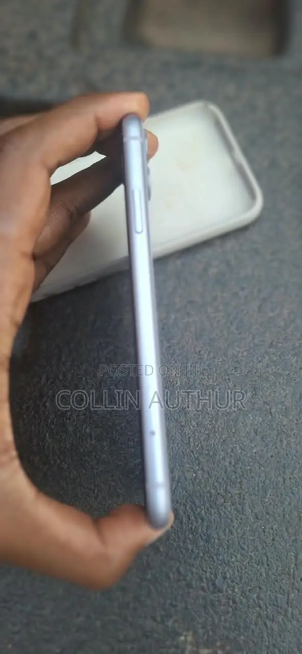 Apple iPhone 11 128 GB Purple