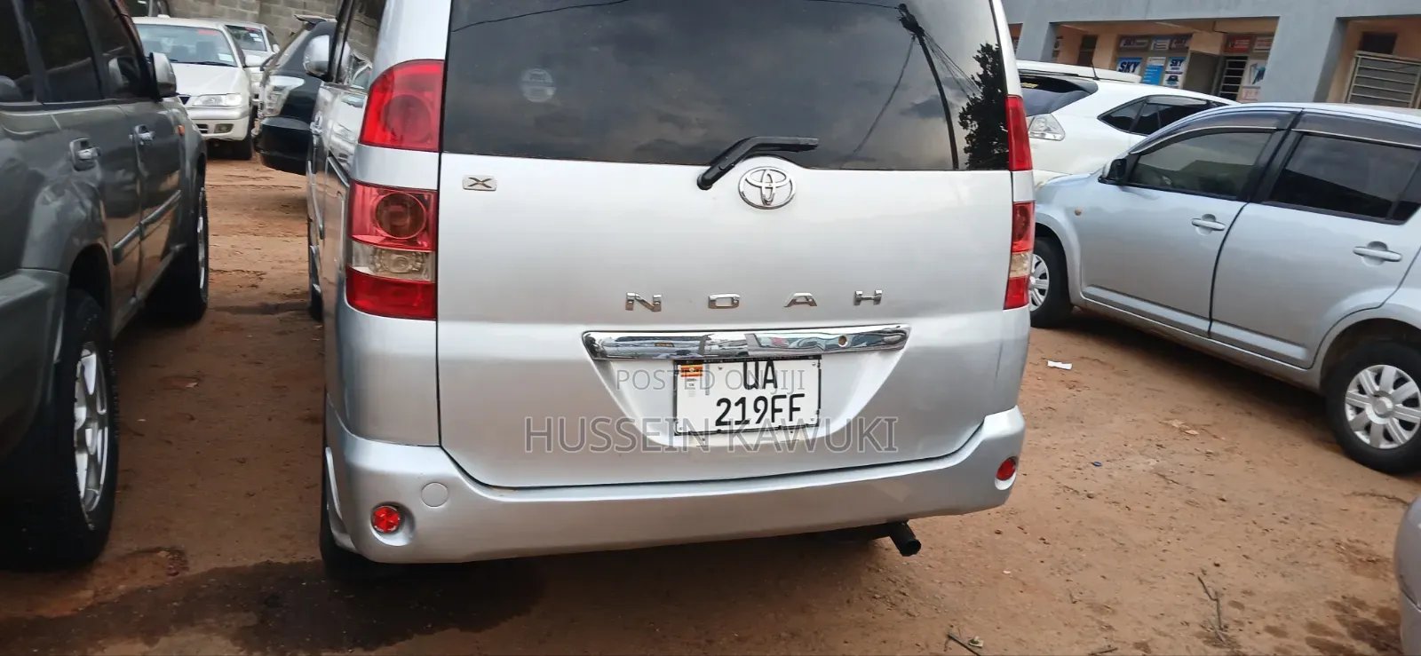 Toyota Noah 2006 Silver