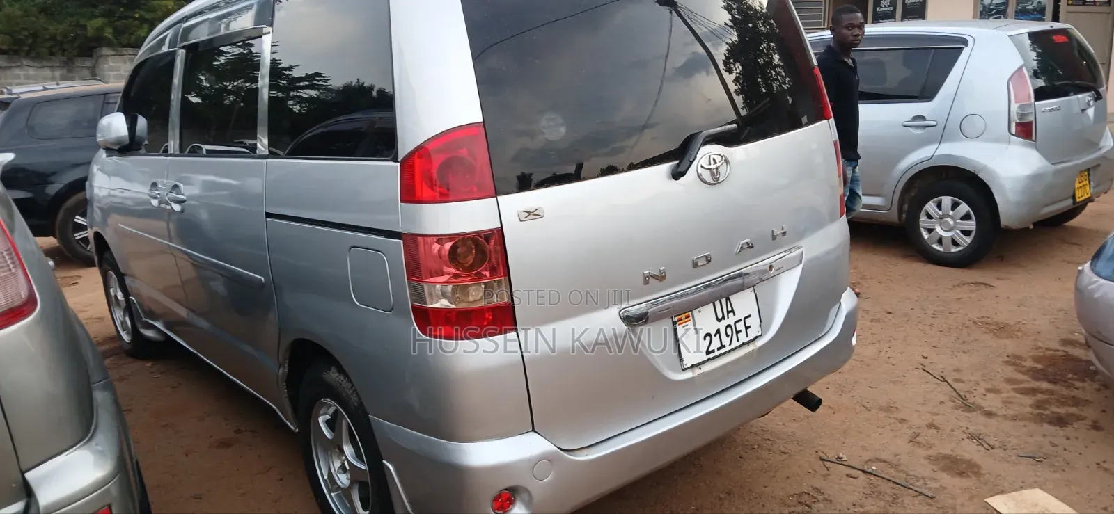 Toyota Noah 2006 Silver