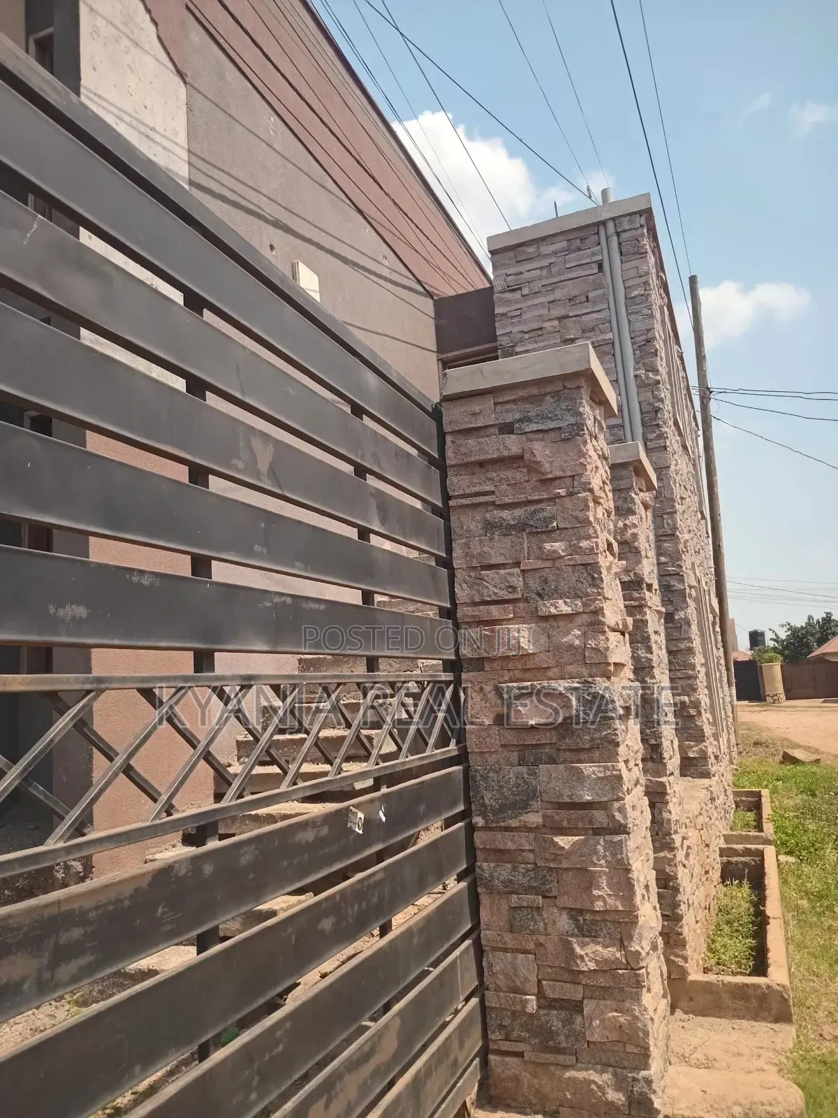1bdrm Duplex in Kyanja Estates, Nakawa for sale