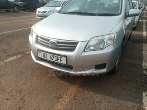 Toyota Axio 2013 Silver