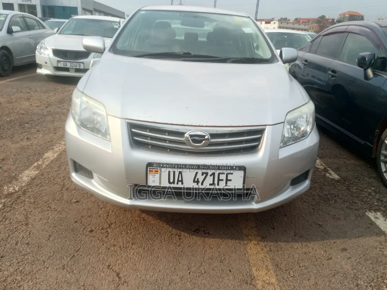 Toyota Axio 2013 Silver