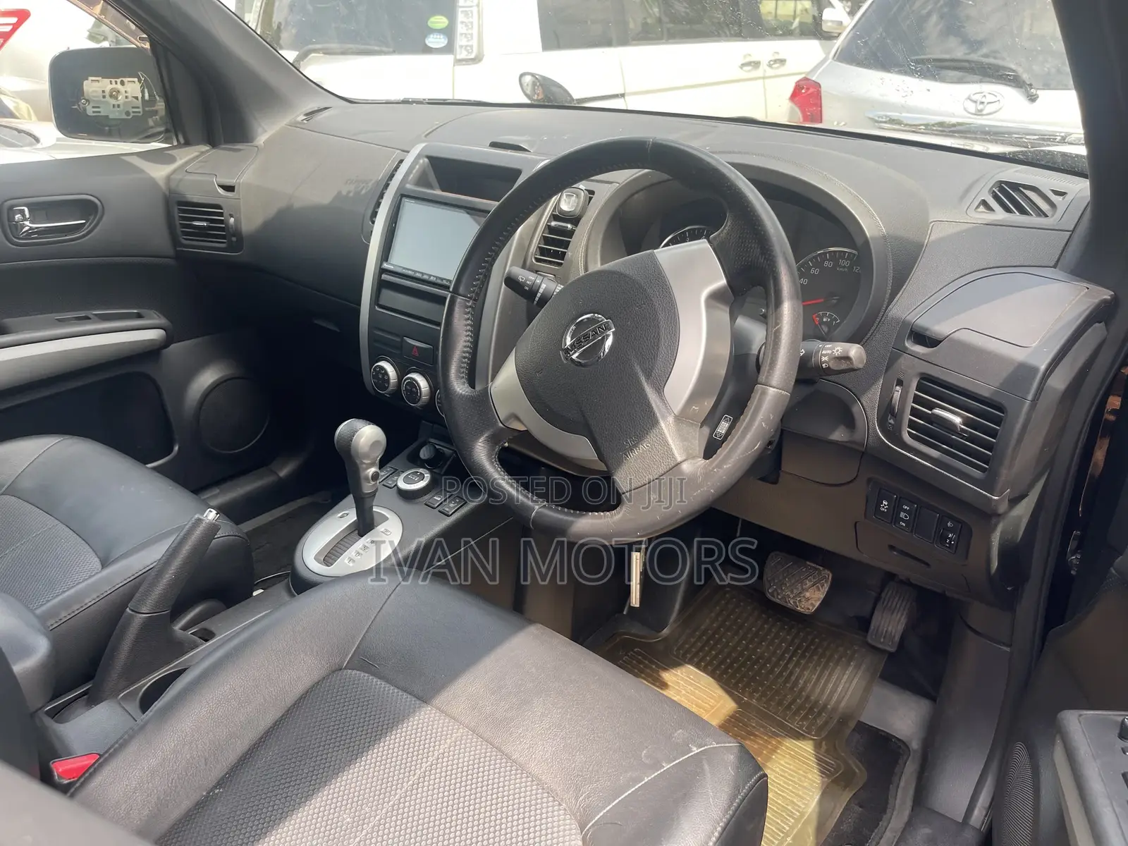Nissan X-Trail 2011 Black