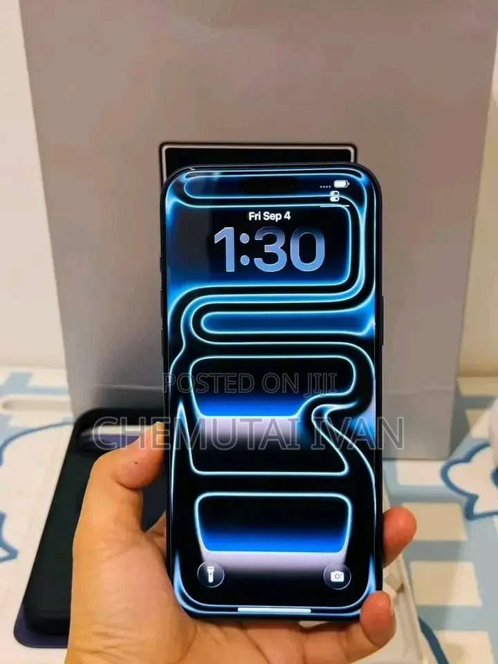 New Apple iPhone 17 Pro Max 256 GB Blue